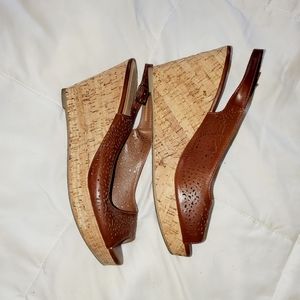 Matrices wedge heel - laser-cut, leather-look